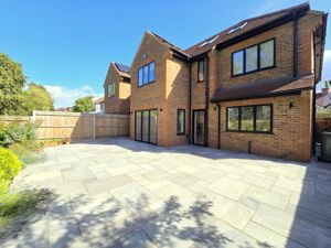 Photo 15- click for photo gallery